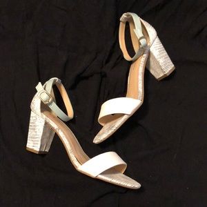 CL by Laundry size 8.5 heels. White/black/mint green.